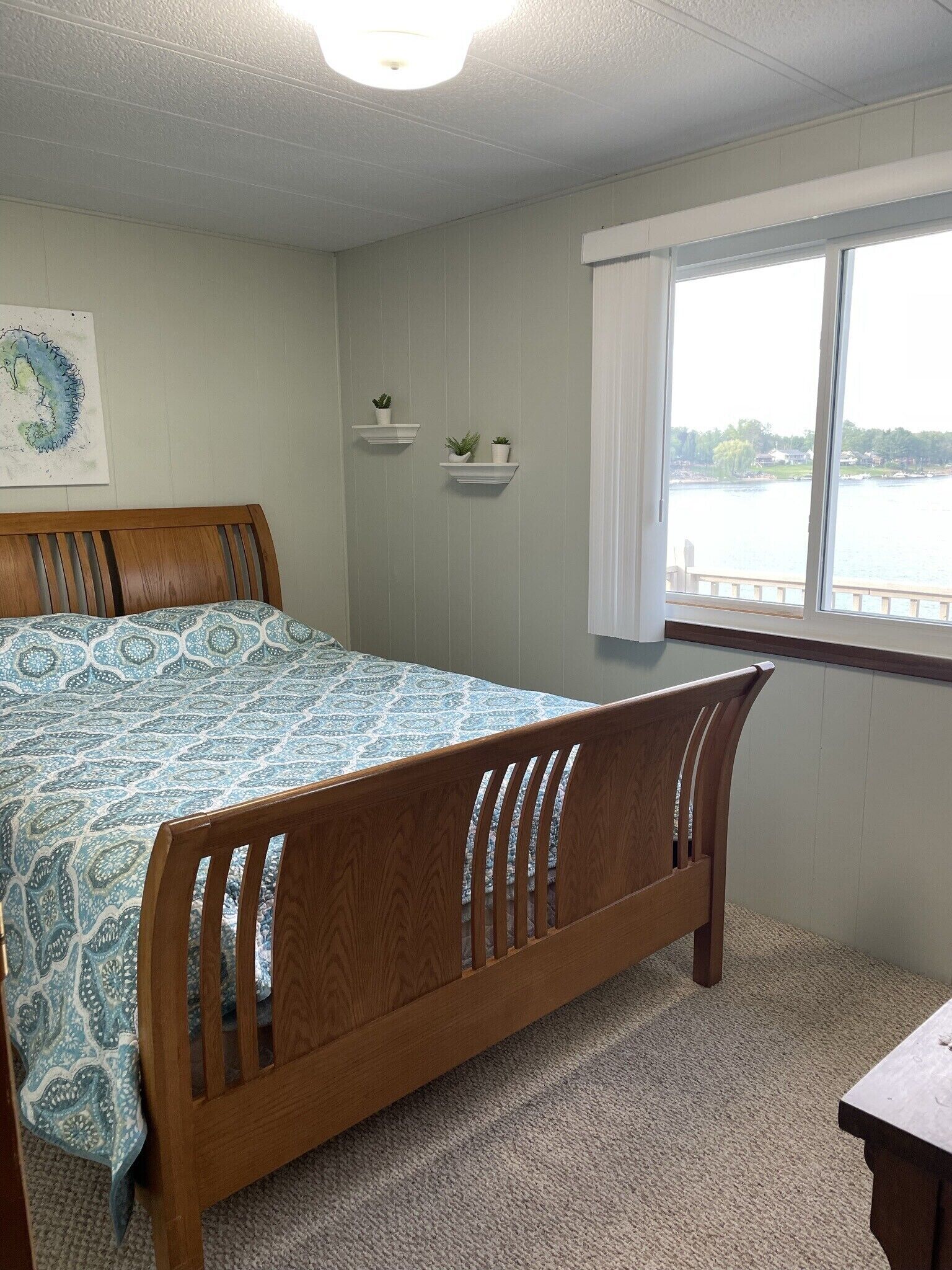 3 bedrooms, desk, free WiFi, bed sheets
