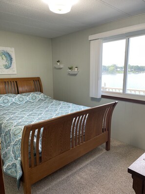 3 chambres, bureau, accès au Wi-Fi (inclus), literie fournie