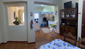 2 bedrooms, desk, iron/ironing board, free WiFi - Accommodation "CASA DA FIGUEIRA " Ponta Delgada (Ponta Delgada)