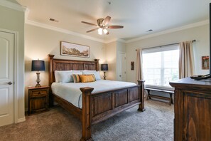 3 soverom, strykejern/-brett, wi-fi (inkludert) og sengetøy