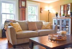 Téléviseur connecté, livres, sélection de musique, sélection de films