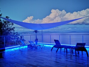 Villa | Balcony
