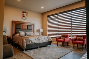 9 bedrooms - Romantic farm (Maneadero)