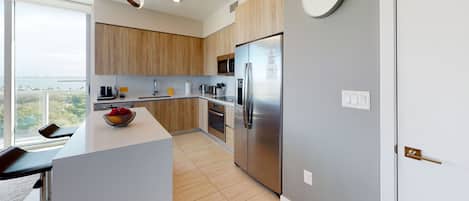 Panoramic Condo | Private kitchen