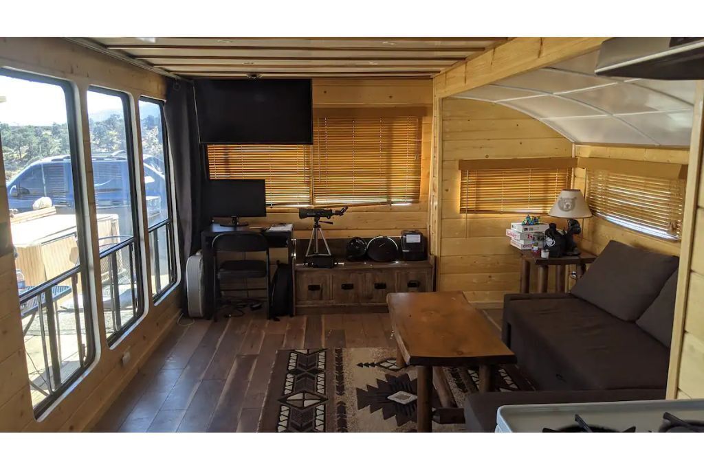A Desert Mountain Escape - Nested in Nature; Outfitted with Hammocks & Hot Tub!