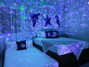 3 chambres, fer et planche à repasser, Wi-Fi gratuit, draps fournis