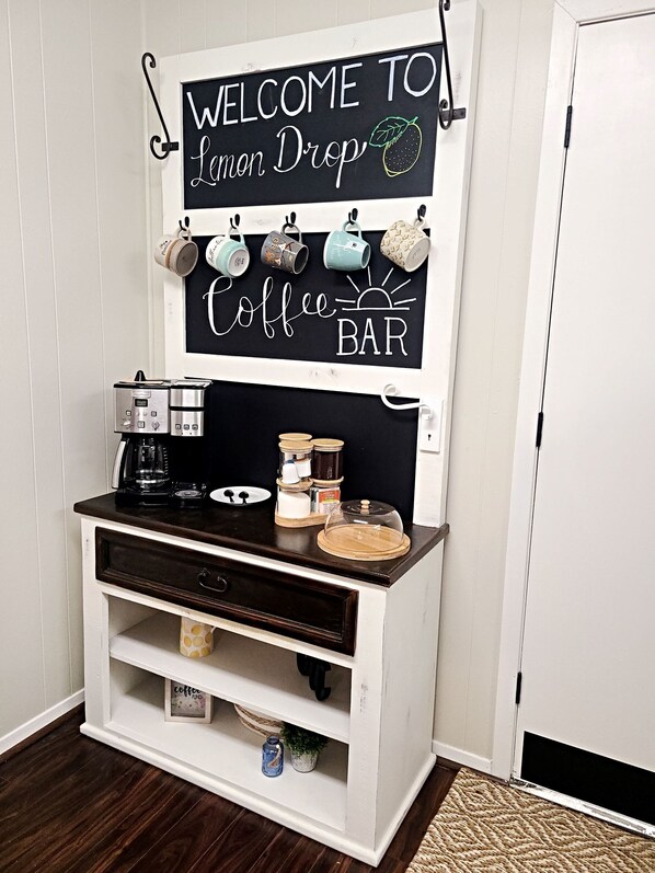 Interior - Lemon Drop- A refreshing stop (Sonora)