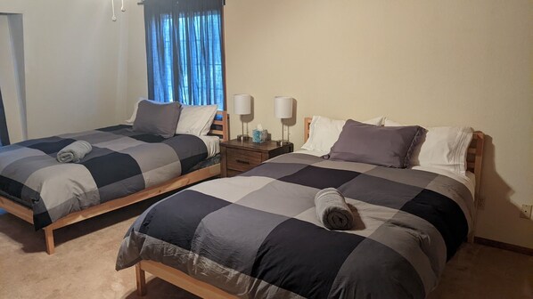 2 bedrooms, iron/ironing board, free WiFi, bed sheets