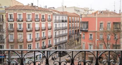 Apartamento Premium 2 Dormitorios 1 Baño con Balcón