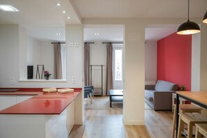 Interior - Apartamento Premium 2 Dormitorios 1 Baño con Balcón (Madrid)