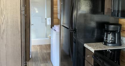 Tiny Homes for Rent, minutes to the Casino, Golf Course & Water Park