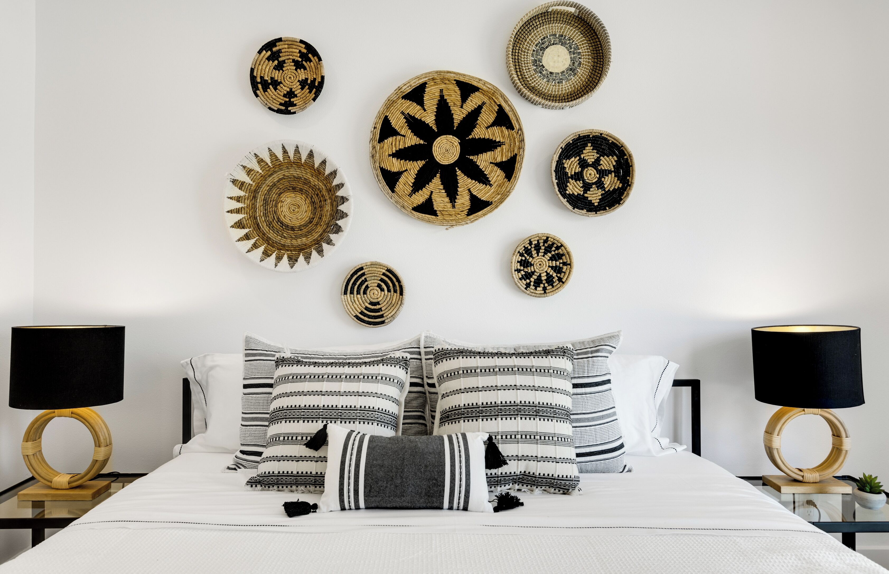 4 slaapkamers, een strijkplank/strijkijzer, gratis wifi, beddengoed