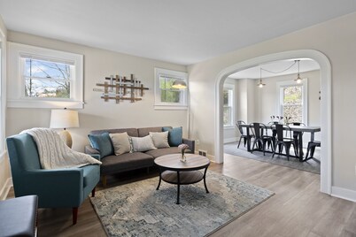 Family and dog friendly☆3BR house☆Porch swing☆Mars☆PGH☆Cranberry