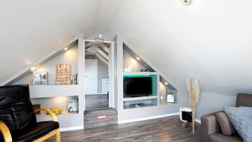 TV, DVD player