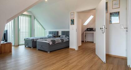 Ferienwohnung Alpenblick mit Bergblick, Balkon und WLAN