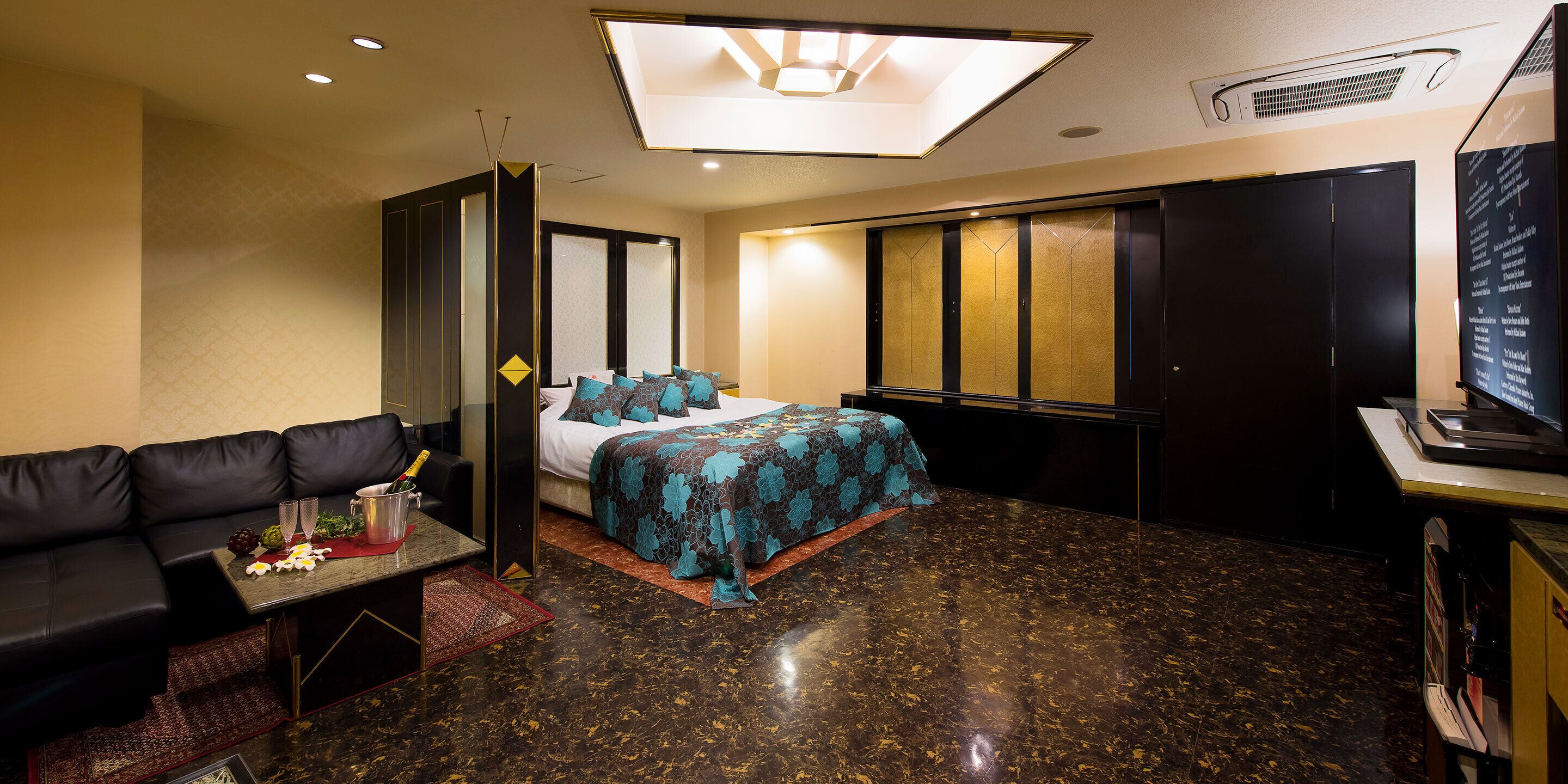 Double Room | Individually decorated, individually furnished, free WiFi, bed sheets