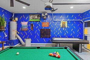 Games room - Family Luxury Retreat Near Sea World with King Bed (San Antonio)