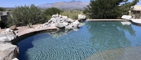 Ulkouima-allas, lämmitetty uima-allas