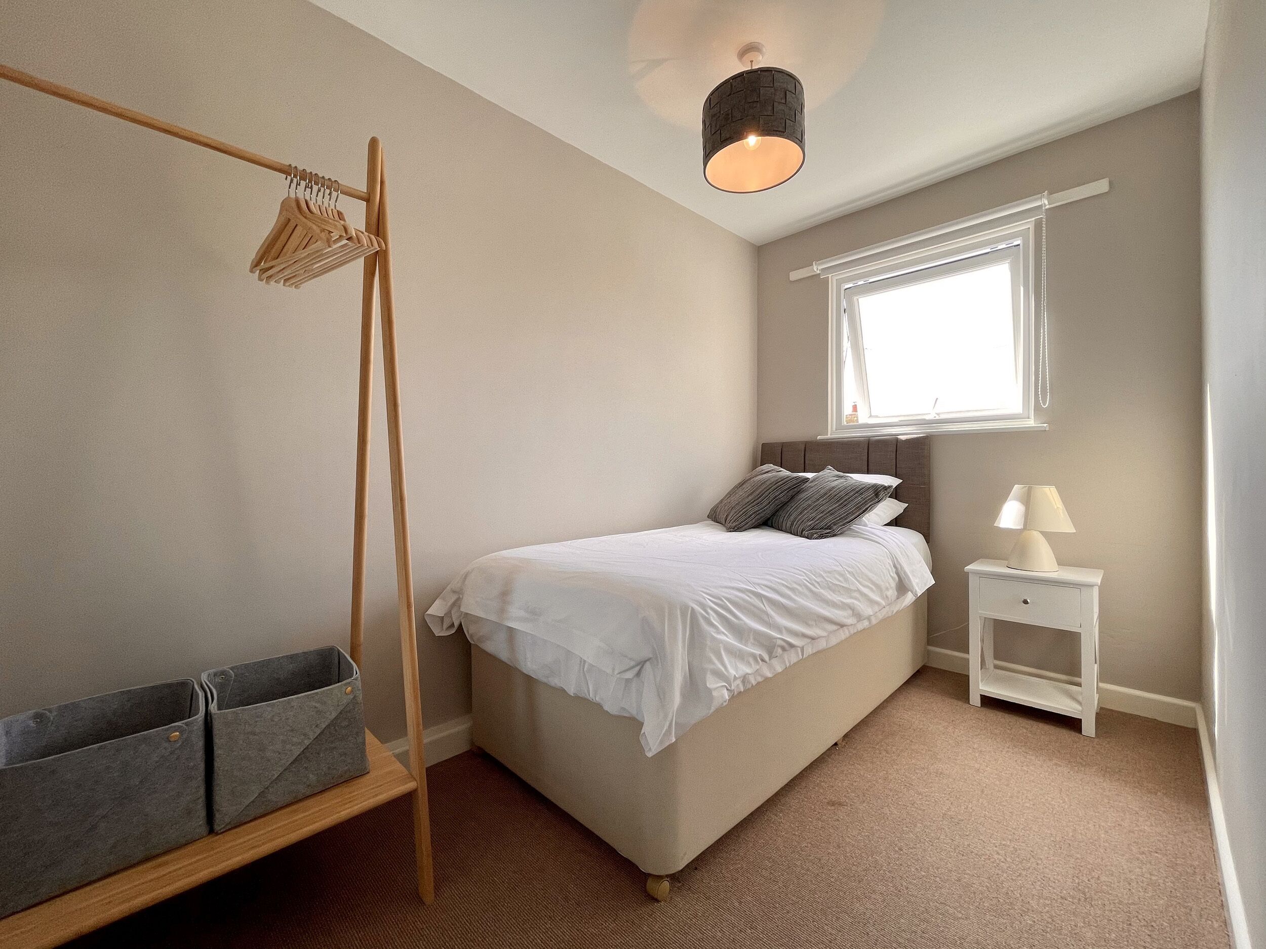 Cottage | 2 bedrooms, individually decorated, individually furnished, free WiFi