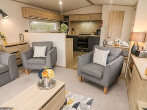 Cottage | Living room - Langdale Lodge (Carnforth)