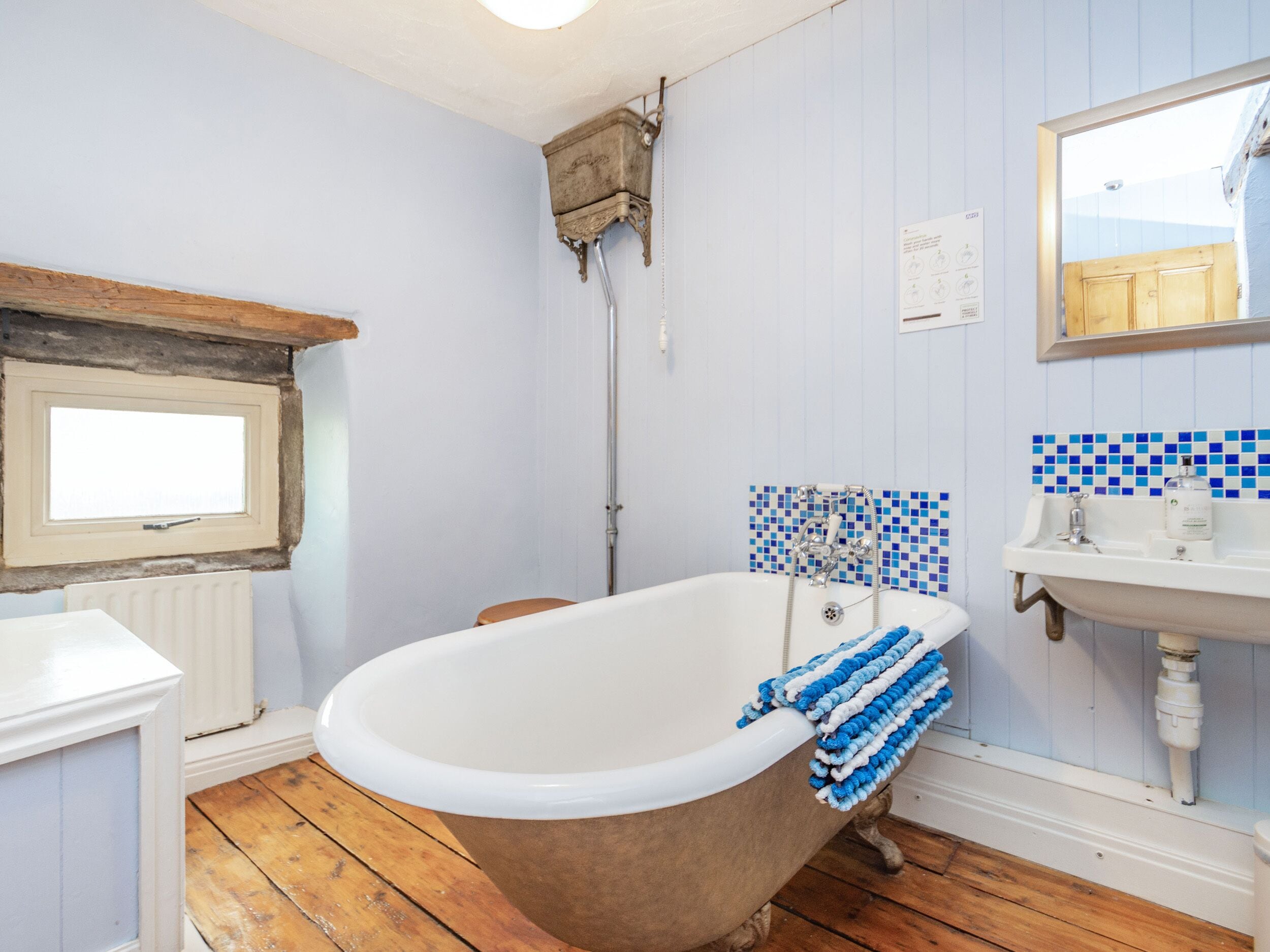 Cottage | Bathroom | Shower