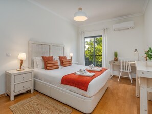 2 Schlafzimmer, Bügeleisen/Bügelbrett, Internetzugang, Bettwäsche