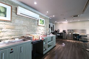 Restaurant - Tamarin Hotel Jakarta manage by Vib Hospitality Management (Jakarta)