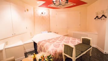 双人房 | 特色装修、特色家居、免费 WiFi、床单