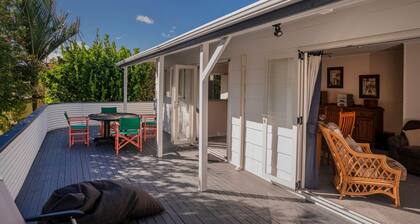 Seashells Bach - Whangamatā Holiday Home