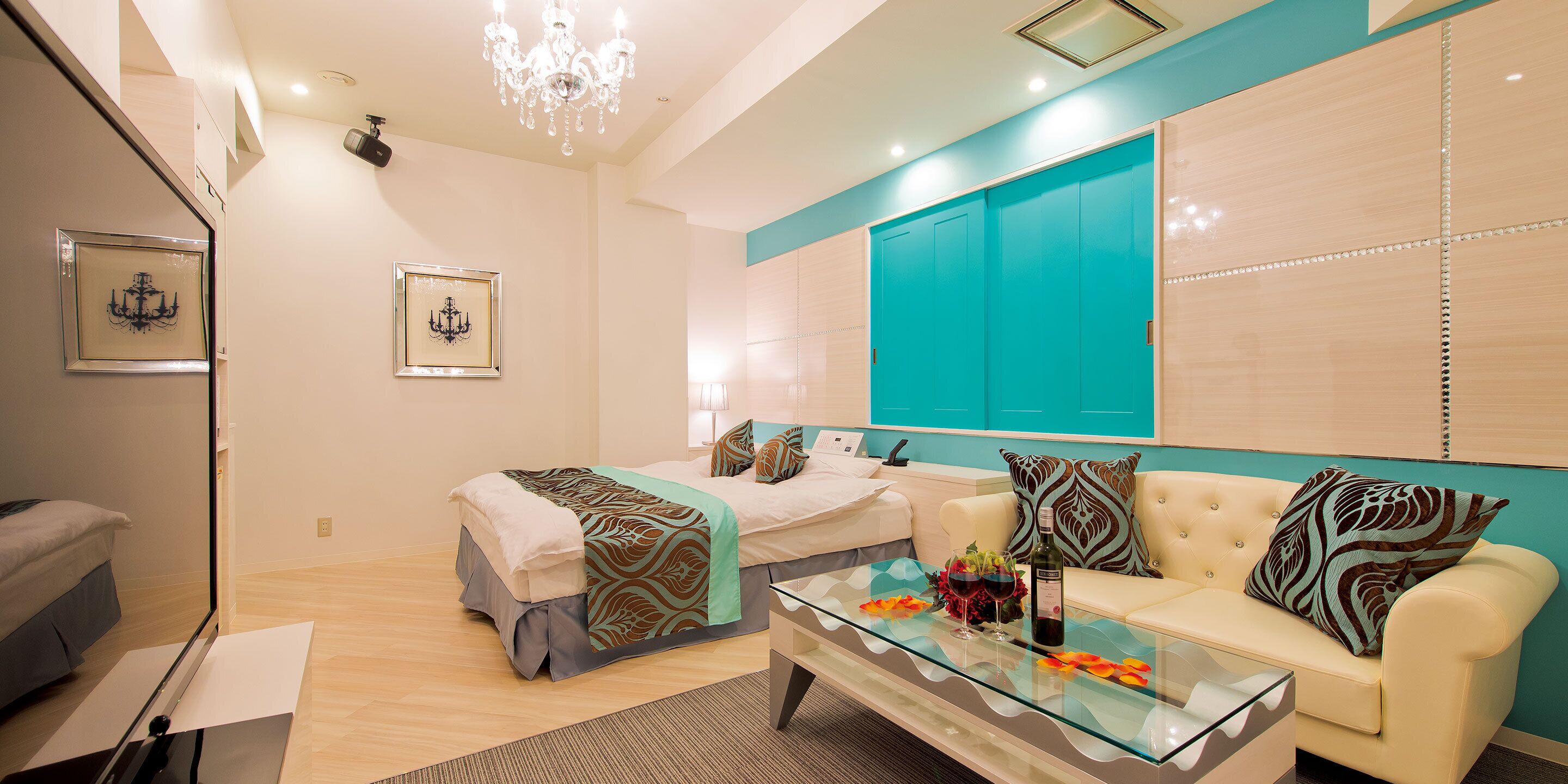 Basic Double Room | Individually decorated, individually furnished, free WiFi, bed sheets