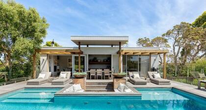 Luxury Villas Victoria on Portsea (Solar Heated Pool)