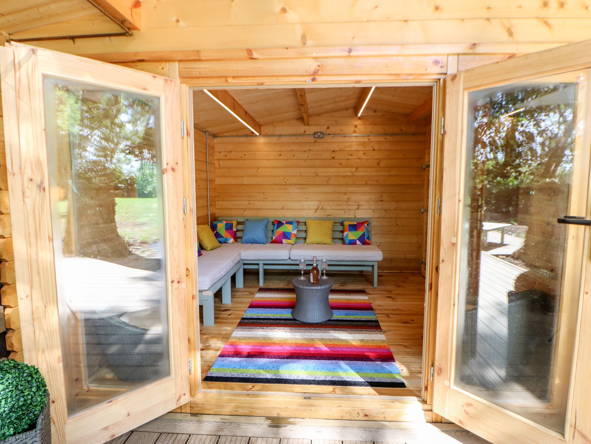 Cottage | 3 bedrooms, individually decorated, individually furnished, free WiFi