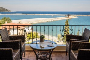 Family Loft Suite Sea View | Balcony view