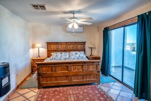 5 bedrooms, iron/ironing board, WiFi, bed sheets