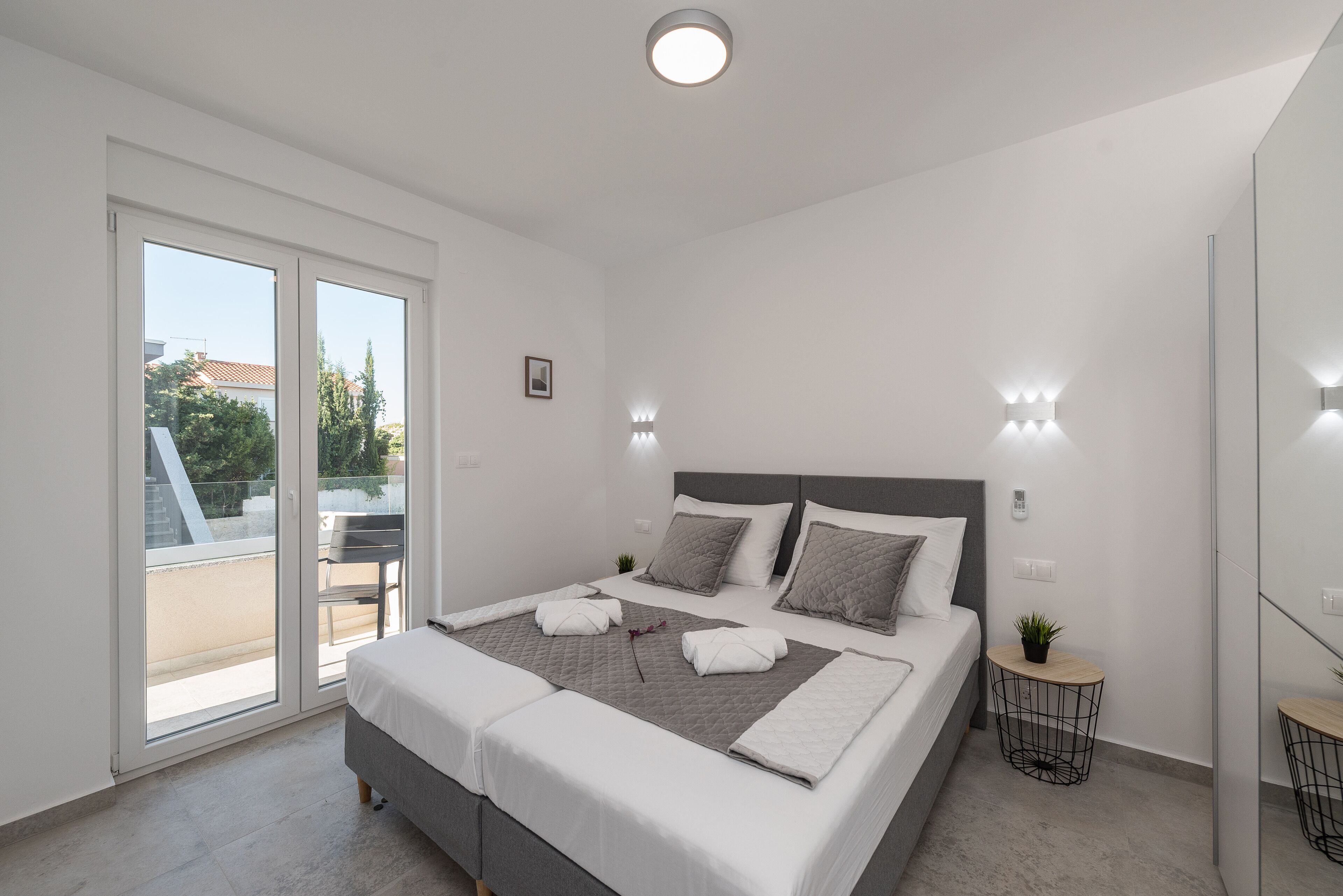 Apartment, 2 Bedrooms, Pool Access | Free WiFi