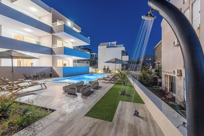 Pool apartments Villa Meteorite