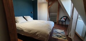 1 chambre, Wi-Fi gratuit, draps fournis