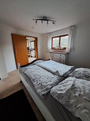 2 bedrooms, free WiFi, bed sheets - Ferienwohnung Brechgraben (Eutingen im Gäu)