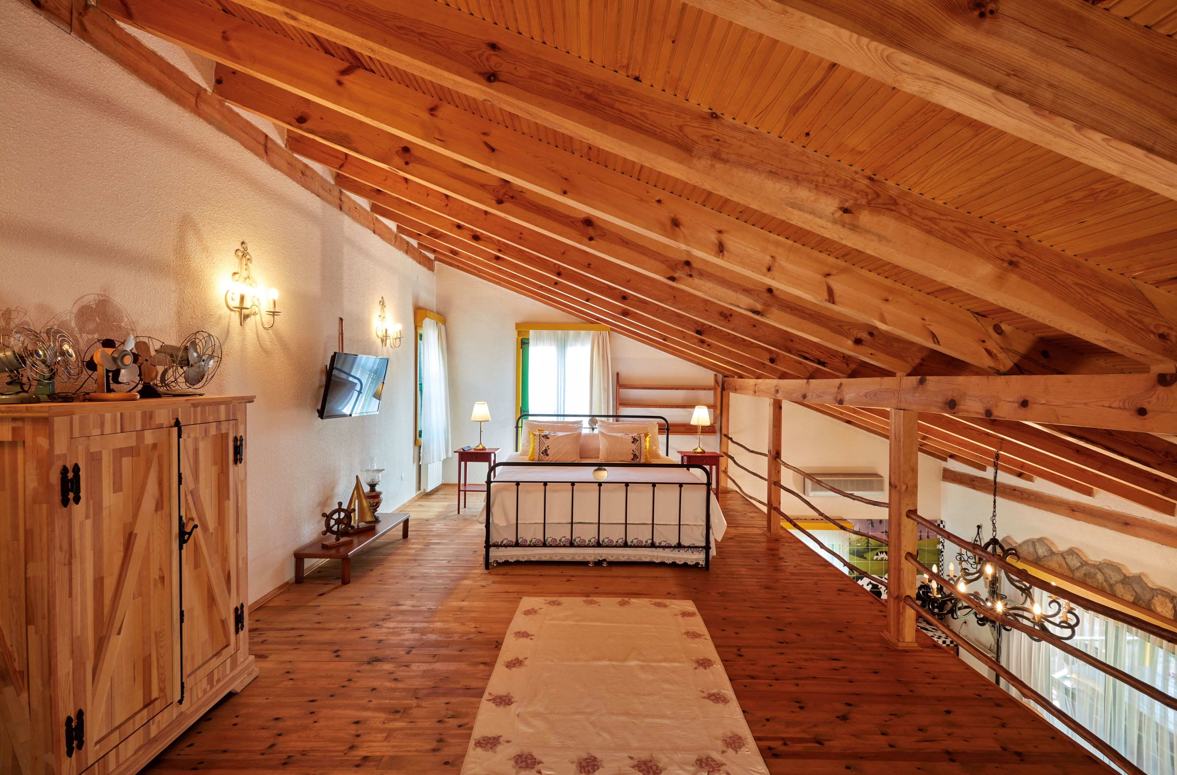 Luxury House | Egyptian cotton sheets, premium bedding, free minibar