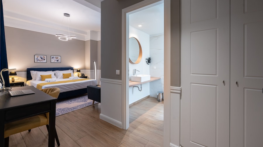 Pure Hotel by Athens Prime Hotels