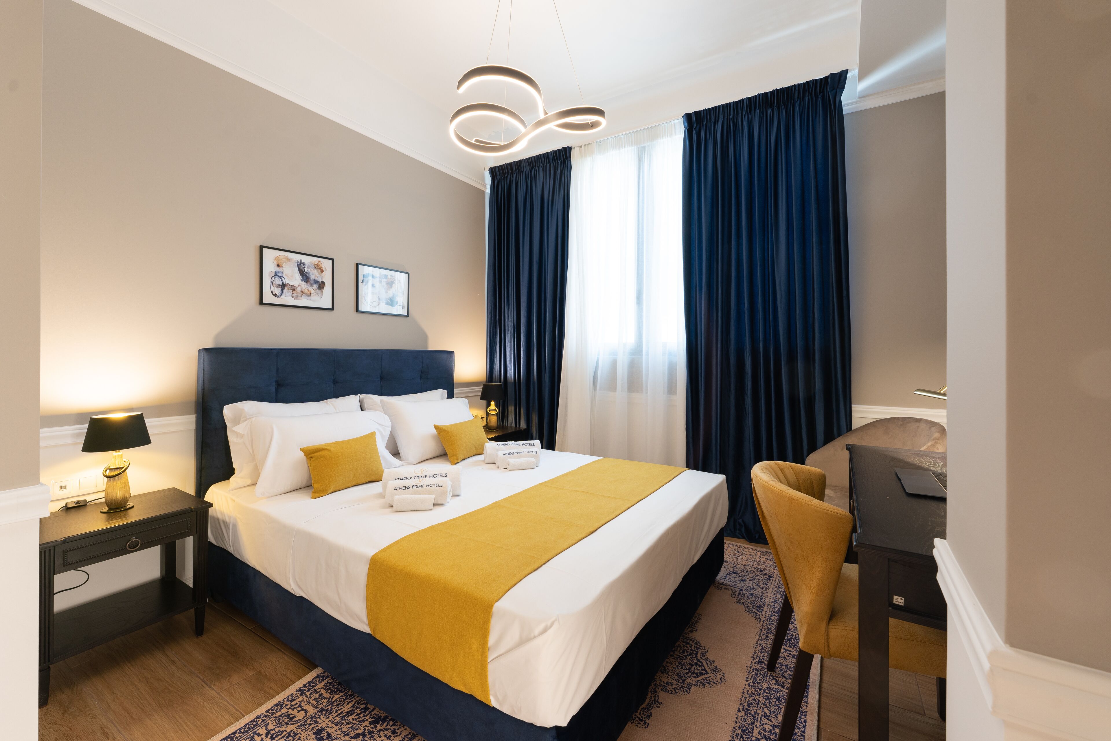 classic double room | in-room safe, desk, soundproofing, iron/ironing board