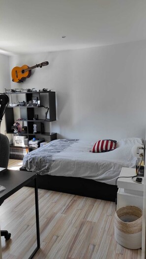 3 bedrooms, iron/ironing board, free WiFi, bed sheets - Villa Pour Profiter de L'été (Domazan)