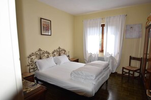 3 Schlafzimmer, kostenloses WLAN, Bettwäsche