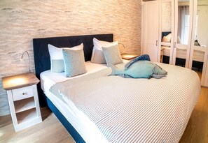 1 غرفة نوم ومكواة/لوح كي وواي فاي مجانًا وملاءات أسرّة