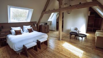 Egyptian cotton sheets, premium bedding, memory foam beds