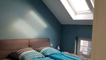 1 Schlafzimmer, Reisekinderbett, kostenloses WLAN, Bettwäsche