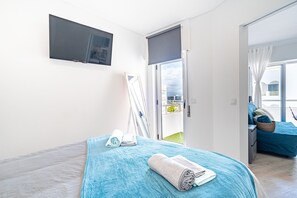 1 chambre, fer et planche à repasser, Wi-Fi gratuit, draps fournis
