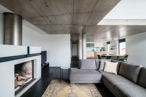 Luxury Villa | Living room