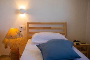 1 soverom, skrivebord og wi-fi (inkludert)