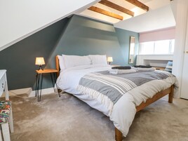 Cottage | 1 bedroom, individually decorated, individually furnished, free WiFi